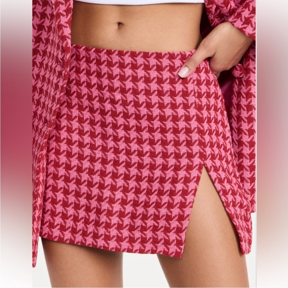 Afrm Melody Herringbone Mini Skirt Red and Pink Side Slit Sz Small - Picture 4 of 8